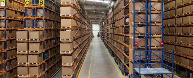 ¿Cómo mejorar el almacenaje industrial